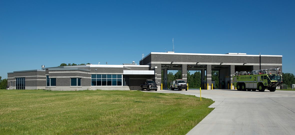 The Austin Straubel Air Fire and Rescue Facility, located in Green Bay, Wisconsin, was constructed by C.D. Smith construction and designed for airport personnel, offices for multiple airlines, six boarding gates, a member's lounge and a children's play area.