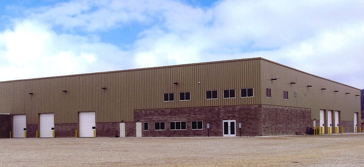 Constructed by C.D. Smith, the Buchel Stone facility in Chilton, Wisconsin consolidates Buechel Stone's manufacturing, office space and packaging operations. 
