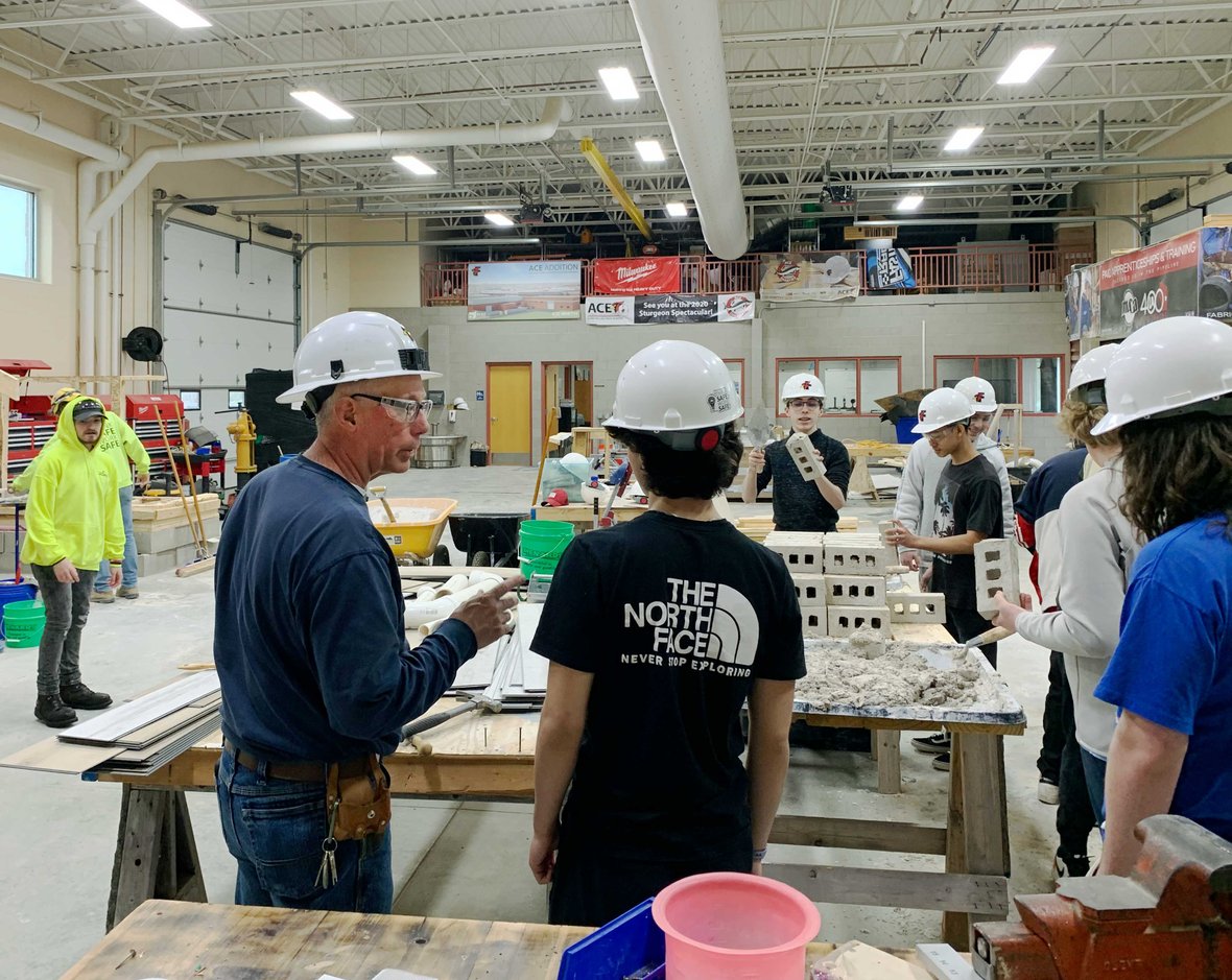 04 Masonry Week event at Fond du Lac high school ACE Academy with CD Smith Construction mentors and academic instructors for students -IMG_4145