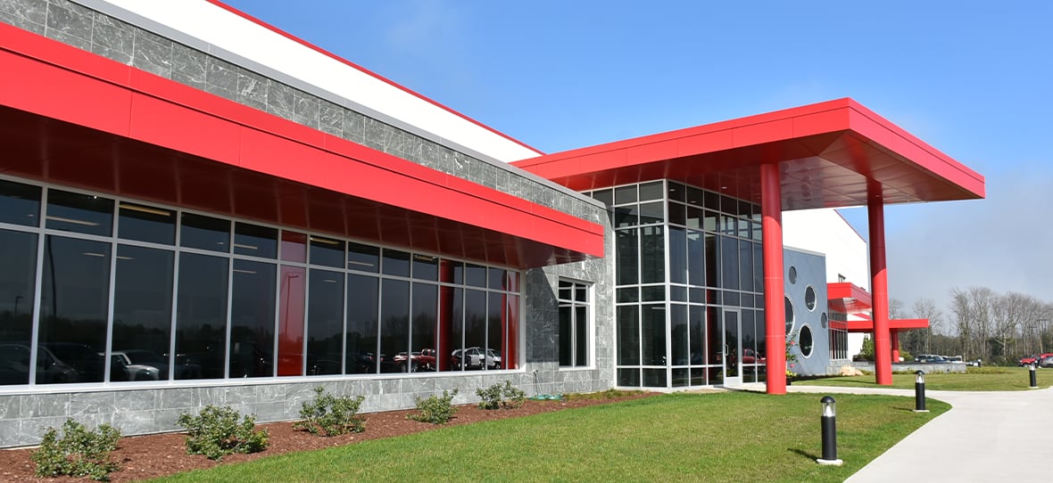 C.D. Smith completed construction on the Masters Gallery Foods, Inc. new packaging and distribution facility in Oostburg, WI which was built to drive continued growth and support the original plant and corporate headquarters in Plymouth. 