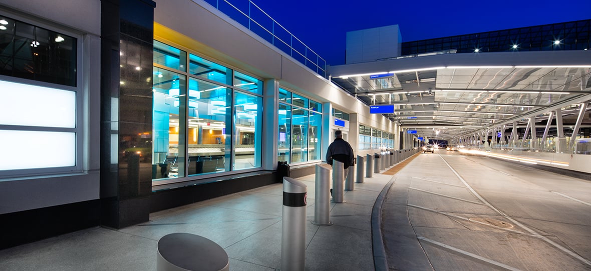 The General Mitchell International Airport Baggage Claim project was a phased deconstruction and reconstruction of a new baggage claim building, mezzanine offices, and lower level mechanical and carousel equipment space that was completed by C.D. Smith. This project was LEED cerftified, due to its green roof and its energy efficient design.