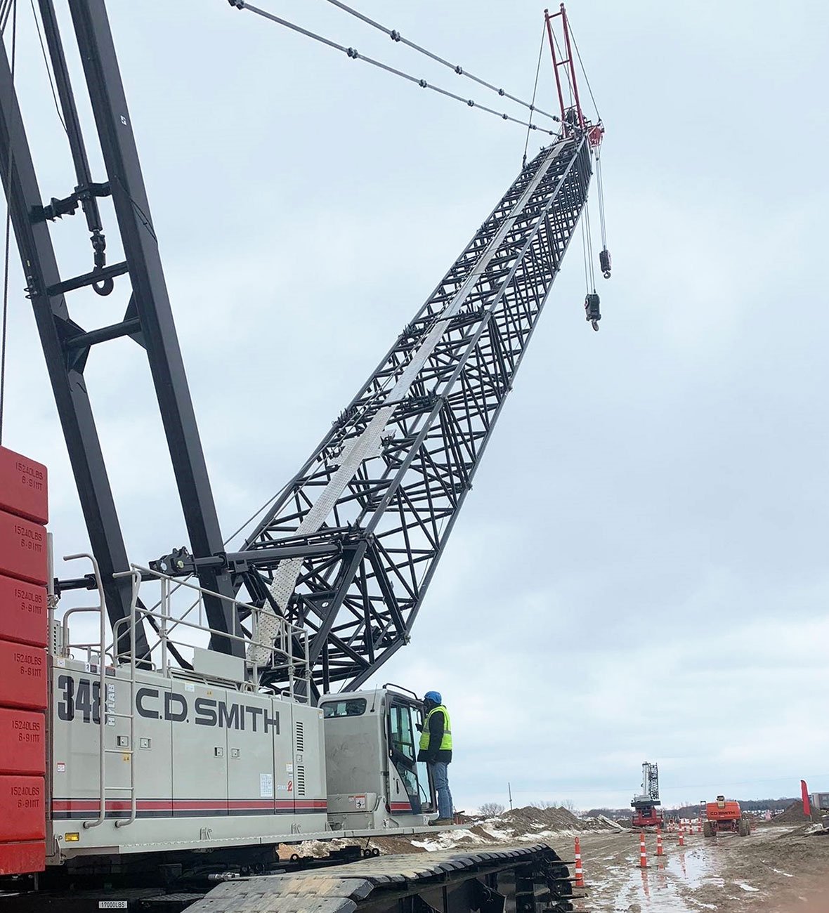 300-ton Lattice Crawler Construction Crane Added to Heavy Equipment Fleet with Full Project Schedule for C.D. Smith Operators