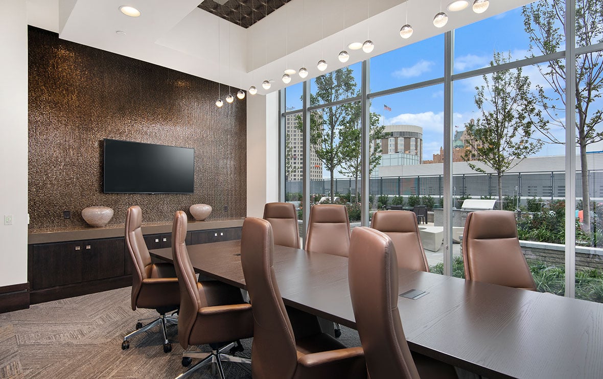 7seventy7 luxury apartments housing construction office amenities C.D. Smith contractor commercial project in Milwaukee