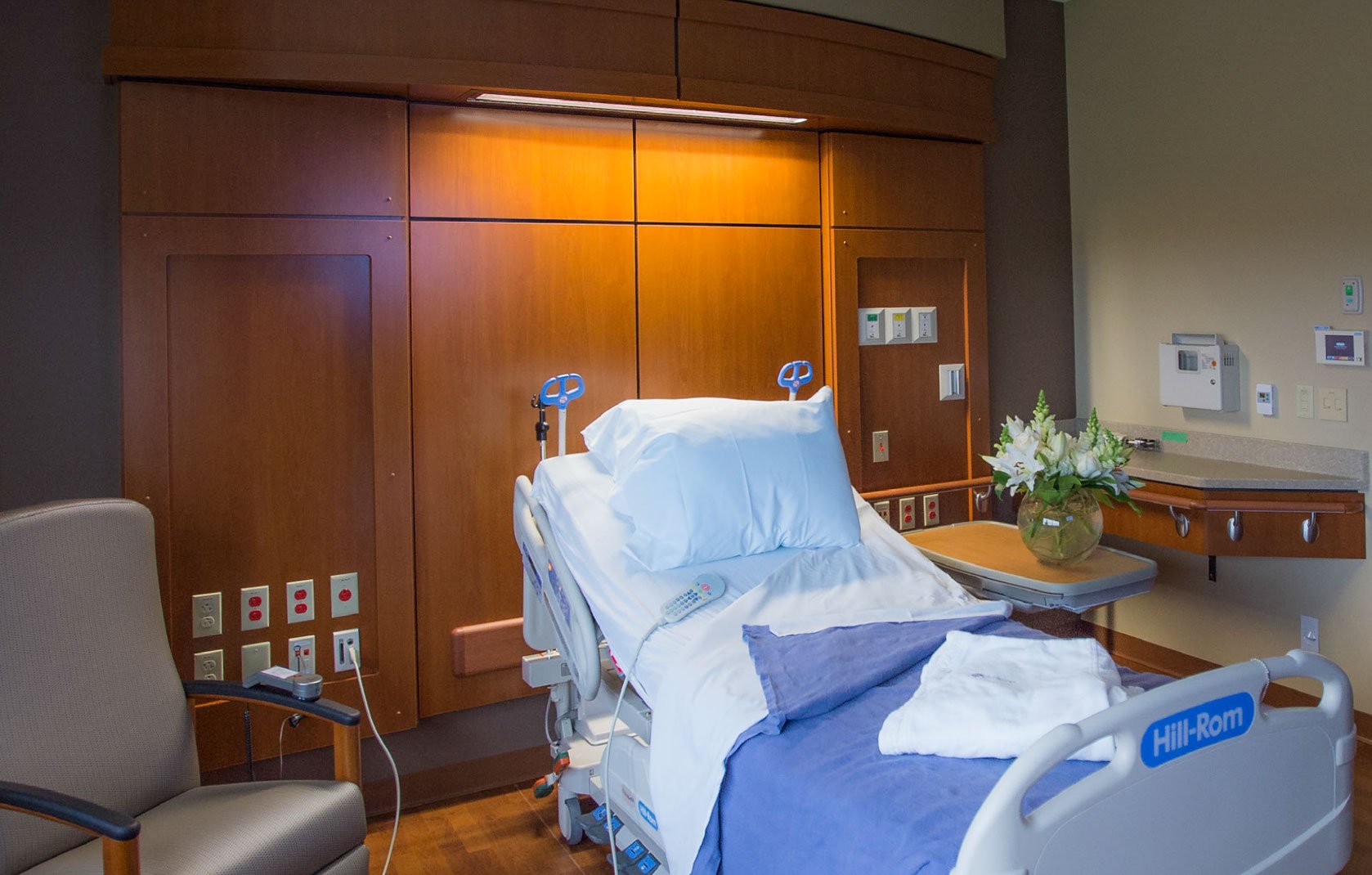 Agnesian HealthCare Ripon Medical Center Patient Room Headwall & Footwall Prefabrication Construction Project