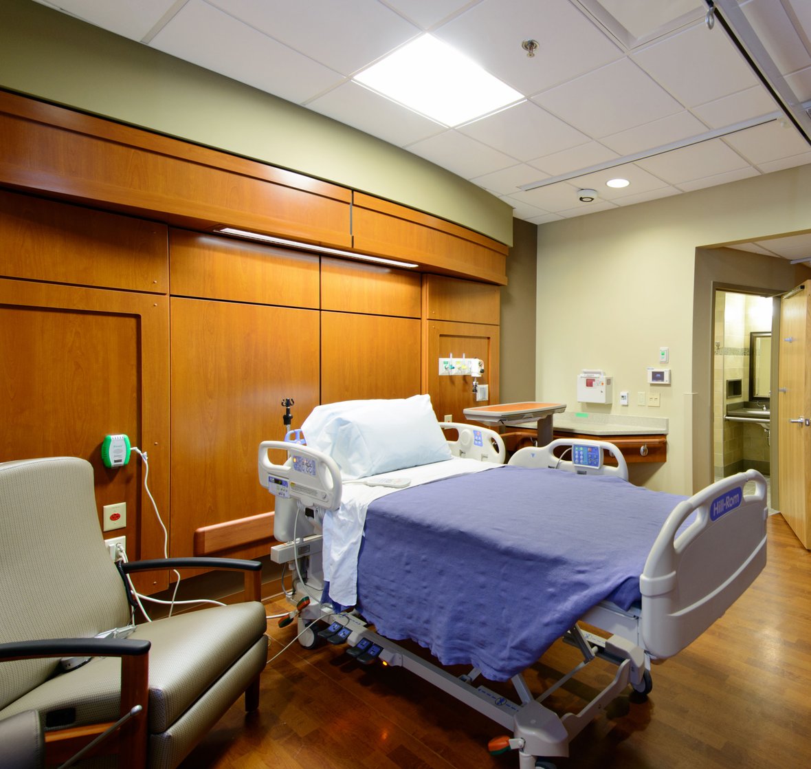 SSM Health Agnesian HealthCare Ripon Medical Center Patient Room Headwall & Footwall Prefabrication Construction Project