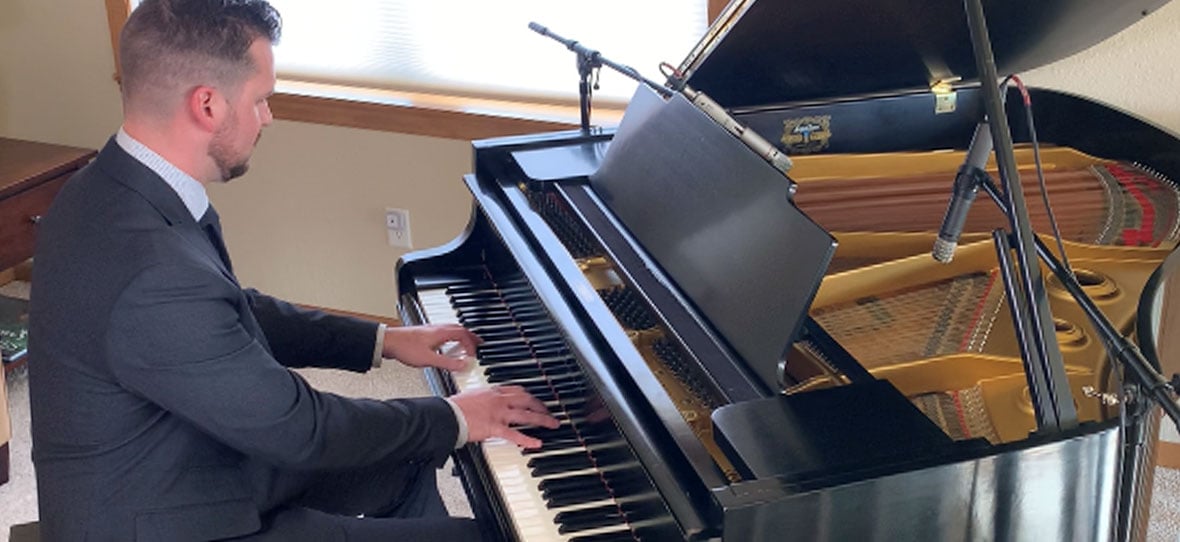 Bradley-Symphony-Center-Performing-Artists-in-Trades-Milwaukee-Symphony-Orchestra-construction-worker-project-manager-pianistHERO