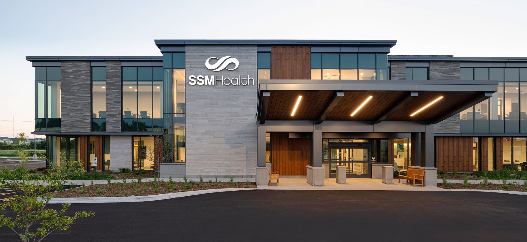 C.D. Smith Construction Manager modern healthcare architecture building project SSM Health Beaver Dam Clinic design