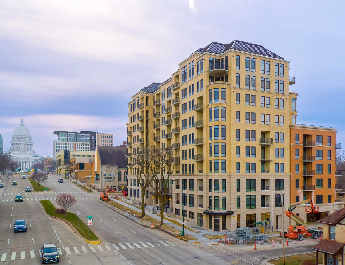 The Continental Luxury Apartment Homes Madison Wisconsin