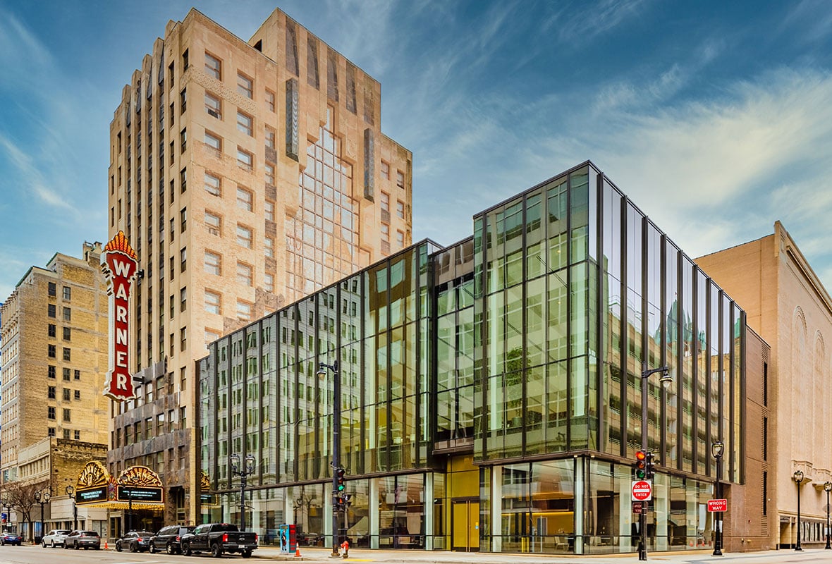 Milwaukee Symphony Orchestra Warner Grande Theatre historic building & modern building construction - Bradley Symphony Center