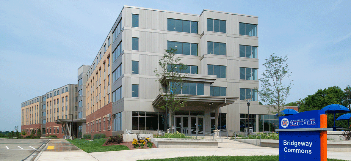 C.D. Smith Construction collaborated with the UW-Platteville Real Estate Foundation on the design, development, financing and construction of a new residence hall and dining center for the campus in Platteville, Wisconsin.