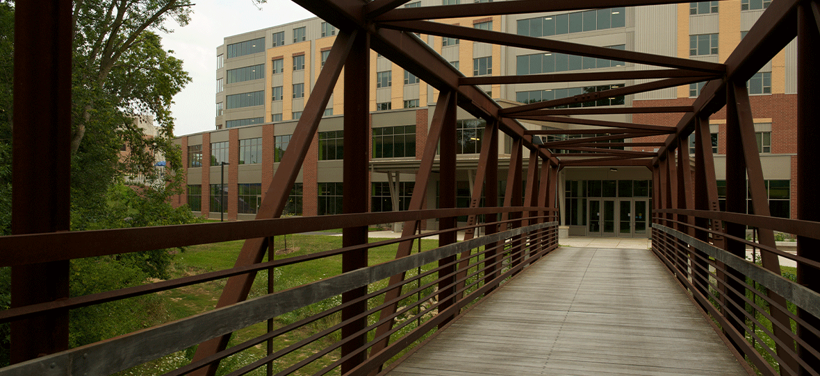 C.D. Smith Construction collaborated with the UW-Platteville Real Estate Foundation on the design, development, financing and construction of a new residence hall and dining center for the campus in Platteville, Wisconsin.