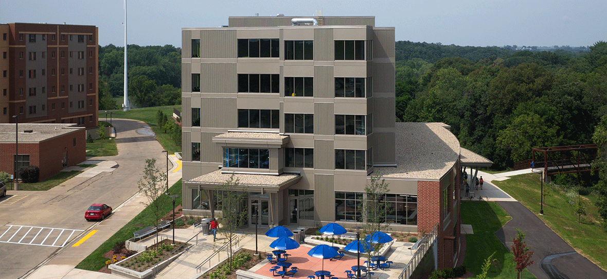 C.D. Smith Construction collaborated with the UW-Platteville Real Estate Foundation on the design, development, financing and construction of a new residence hall and dining center for the campus in Platteville, Wisconsin.
